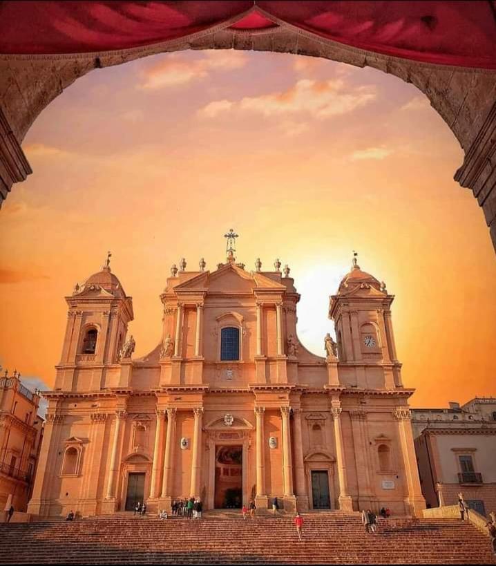 Il Sole Del Mediterraneo Noto Zewnętrze zdjęcie